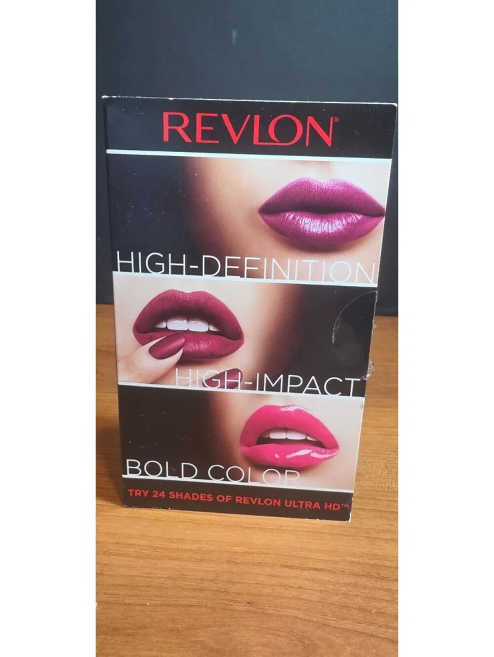 Vintage Revlon 24 shade sampler Lipstick Ultra HD